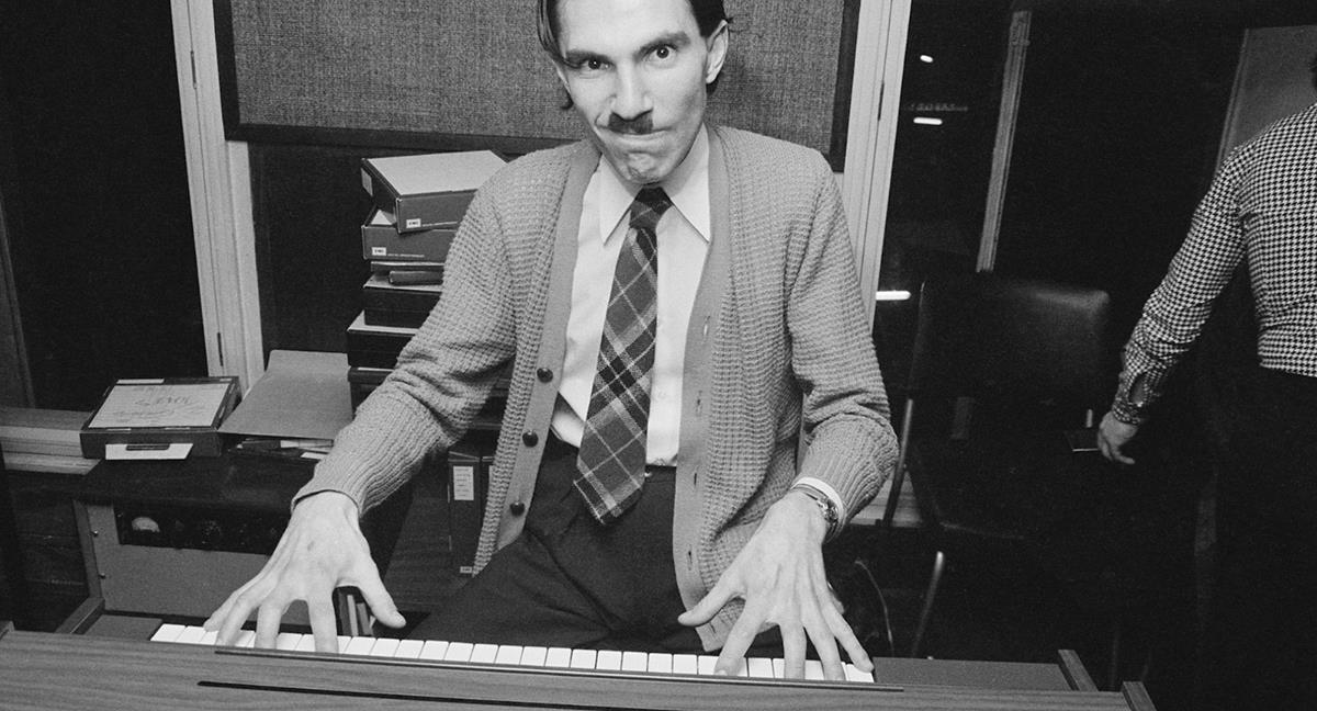 Ron Mael in “The Spark Brothers.” Cr: Focus Features