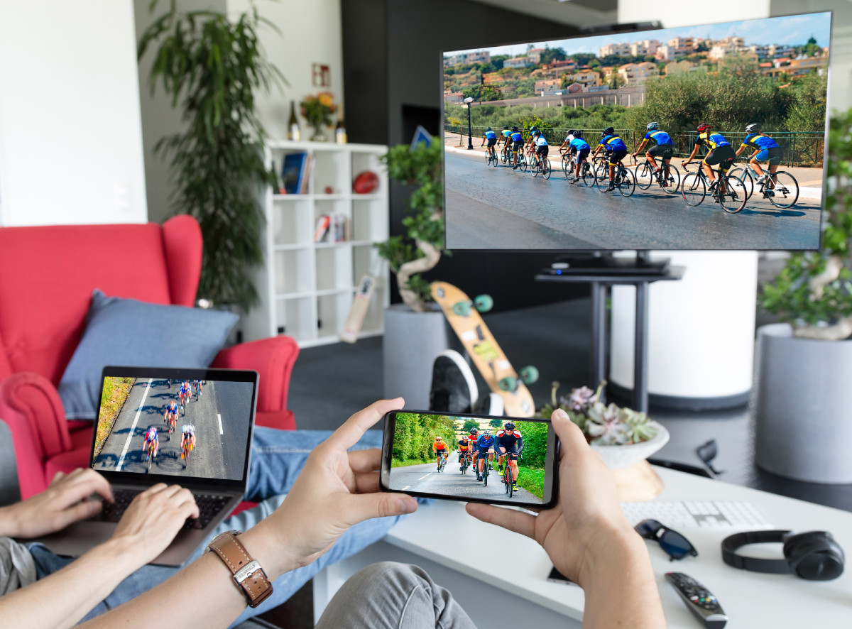 The NativeWaves Hybrid Multiview experience provides viewers with an immersive and personalized media experience allowing them to choose from multiple streams of video, audio and data, from live events, and watch it from their own perspective. Cr: NativeWaves