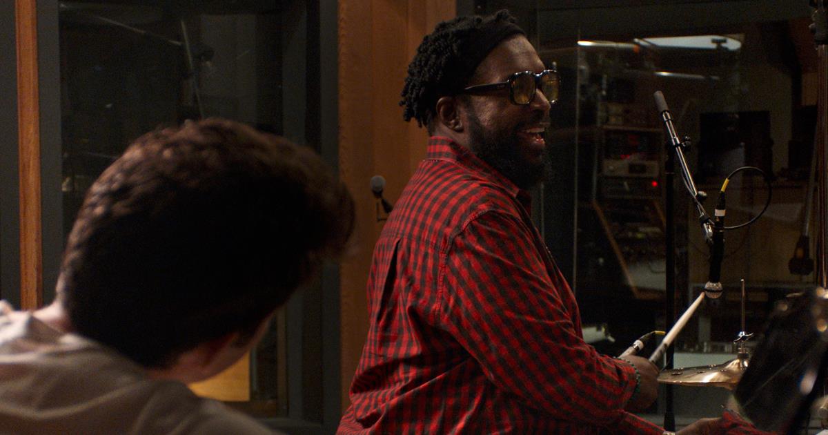 Questlove in “Watch the Sound With Mark Ronson.” Cr: Apple TV+