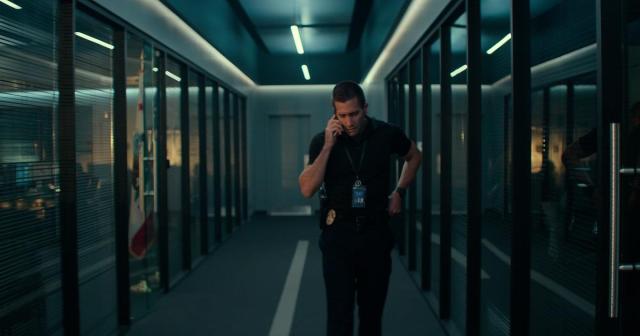 Jake Gyllenhaal as Joe Baylor in director Antoine Fuqua’s “The Guilty.” Cr: Netflix