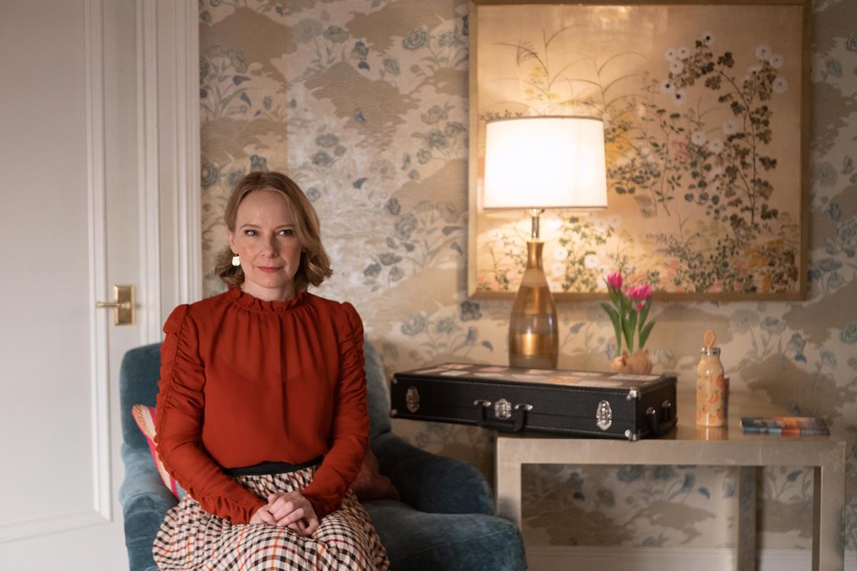 Amy Ryan as Jan in Episode 4 of “Only Murders in the Building.” Cr: Hulu
