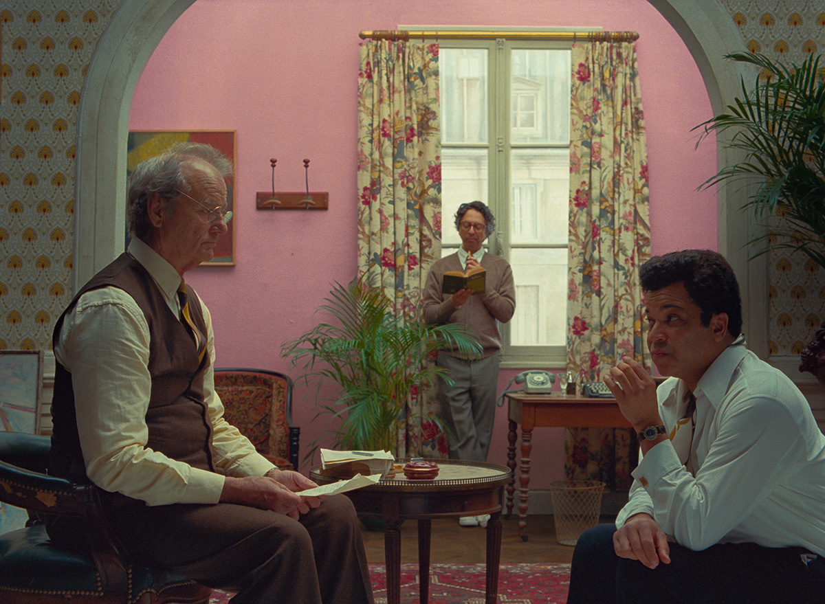 Bill Murray as Artur Howitzer, Wally Wolodarsky as Cheery Writer, and Jeffrey Wright as Roebuck Wright in director Wes Anderson’s “The French Dispatch.” Cr: Searchlight Pictures