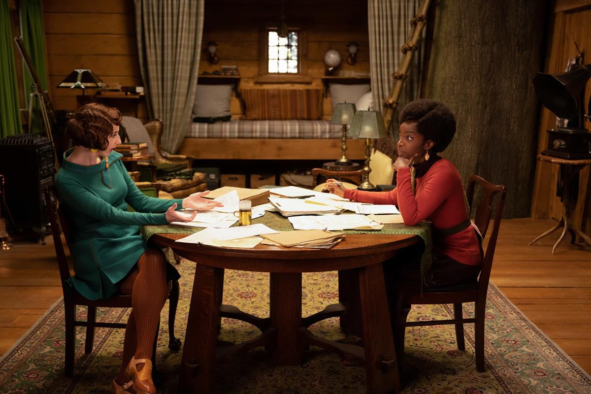 Kristen Schaal as Number Two and MaameYaa Boafo as Rhonda Kazembe in Episode 6 of “The Mysterious Benedict Society.” Cr: Disney