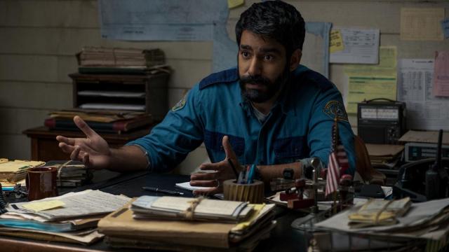 Rahul Kohli as Sheriff Hassan in Episode 5 of “Midnight Mass.” Cr. Eike Schroter/Netflix