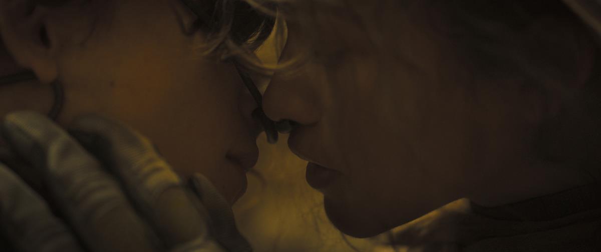 Zendaya as Chani and Timothée Chalamet as Paul Atreides in director Denis Villeneuve’s “Dune.” Cr: Warner Bros