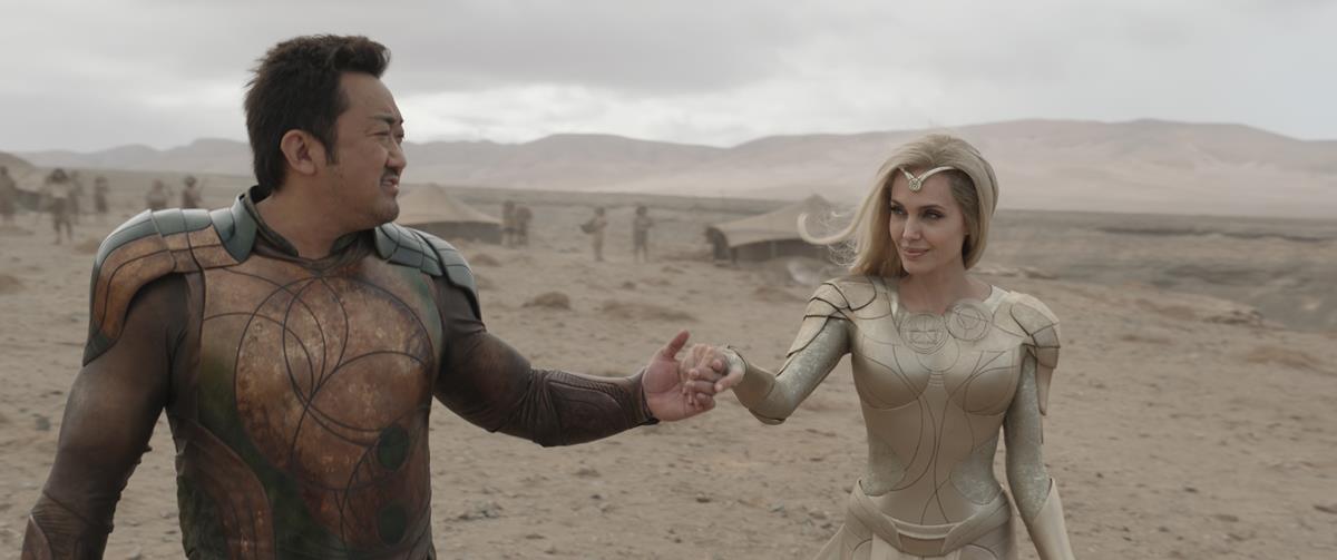 Don Lee as Gilgamesh and Angelina Jolie as Thena in director Chloé Zhao’s “Eternals.” Cr: Marvel Studios