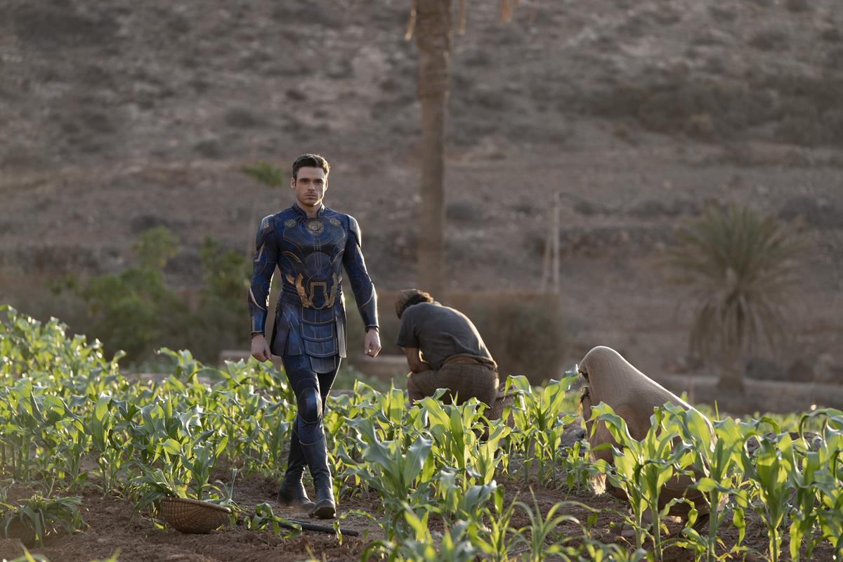 Richard Madden as Ikaris in director Chloé Zhao’s “Eternals.” Cr: Marvel Studios