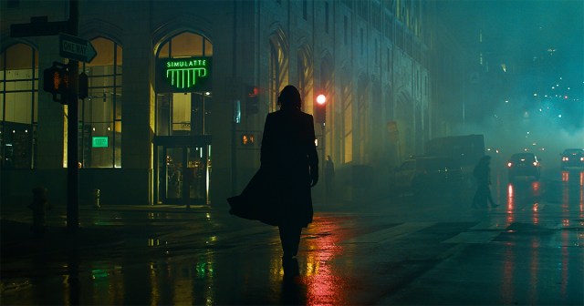 Keanu Reeves as Neo/Thomas Anderson in director Lana Wachowski’s “The Matrix Resurrections.” Cr: Warner Bros. Pictures