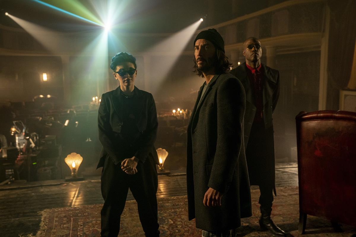 Jessica Henwick as Bugs, Keanu Reeves as Neo/Thomas Anderson, and Yahya Abdul-Mateen II as Morpheus in director Lana Wachowski’s “The Matrix Resurrections.” Cr: Murray Close/ Warner Bros. Pictures