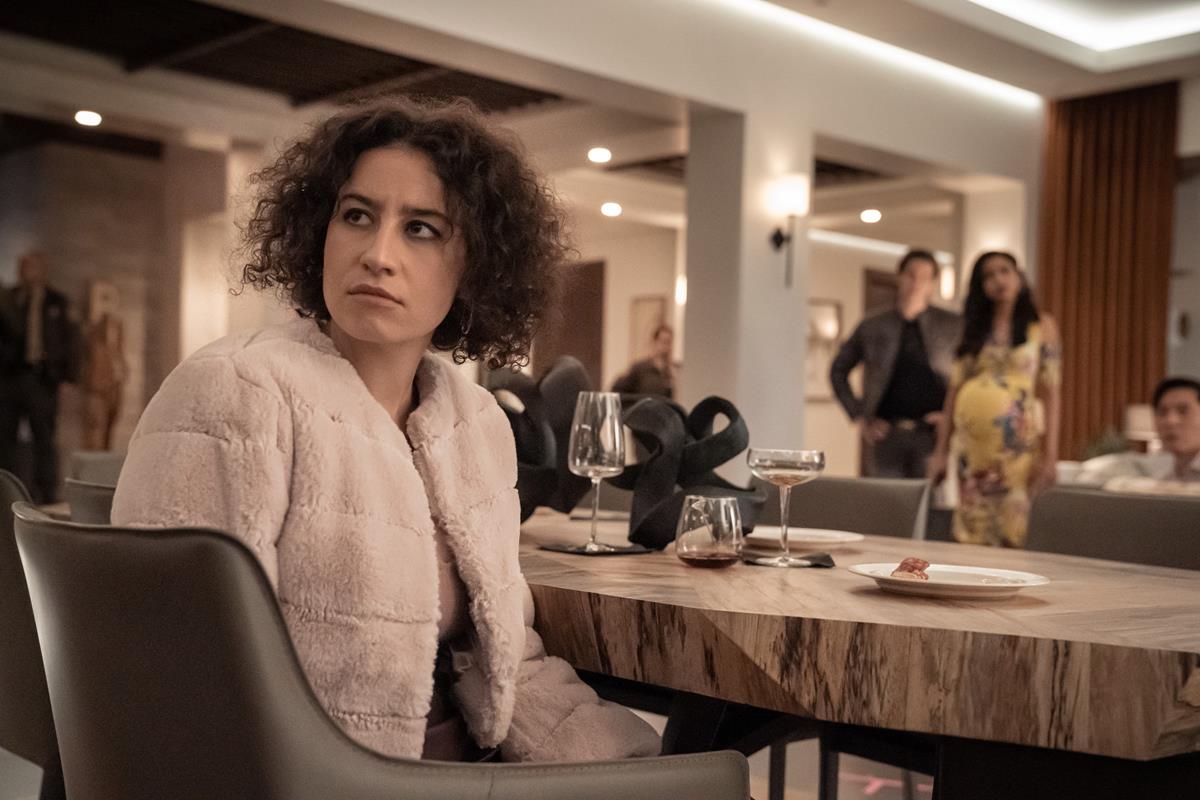 Illana Glazer as Chelsea in episode 8 of “The Afterparty.” Cr: Apple TV+