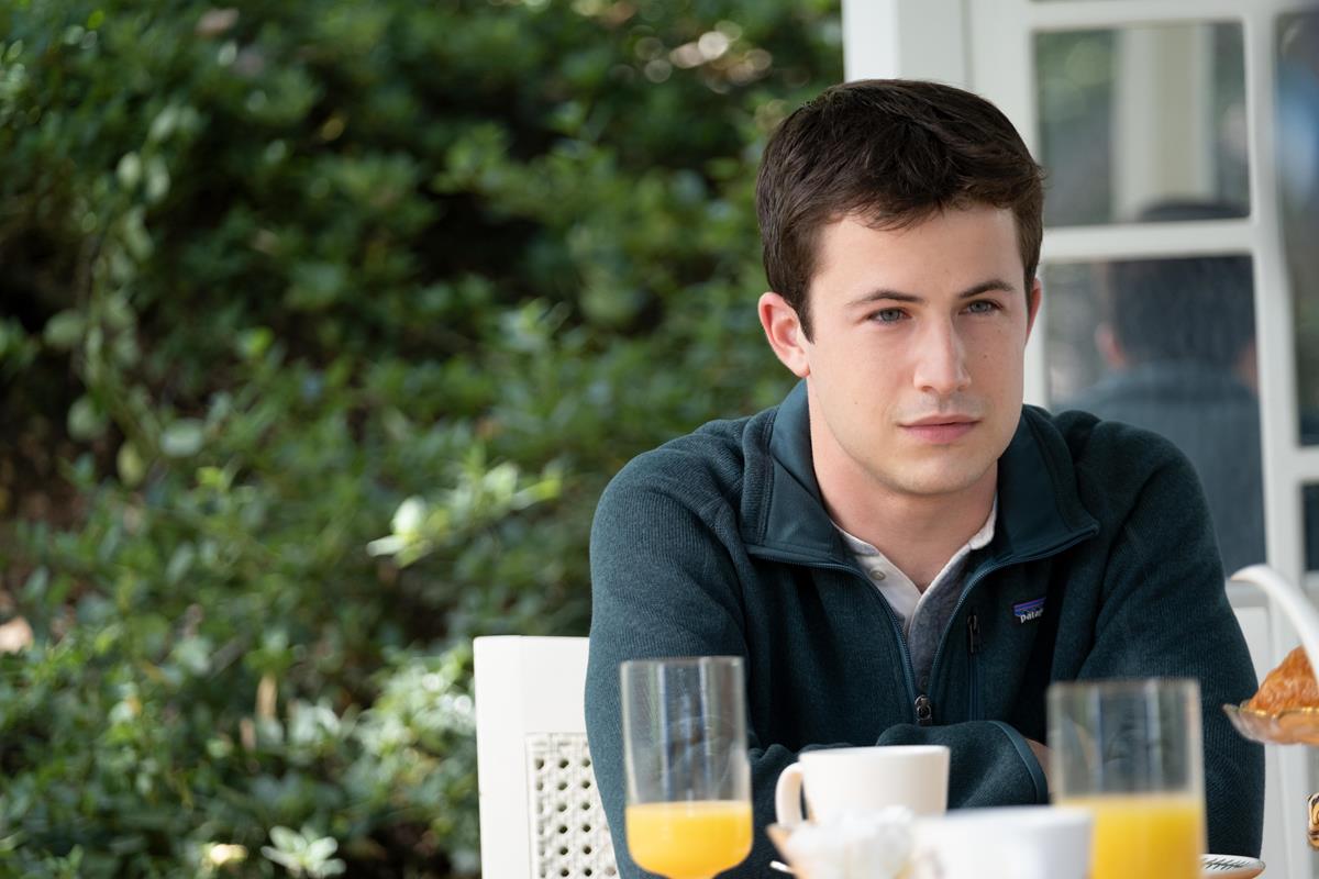 Dylan Minnette as Tyler Shultz in episode 6 of “The Dropout.” Cr: Beth Dubber/Hulu