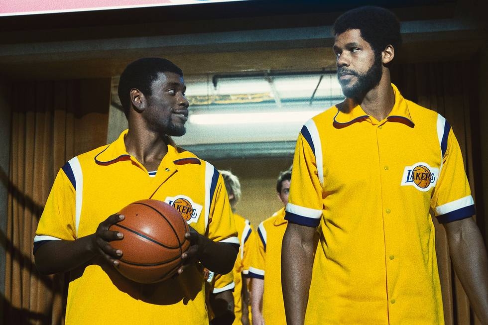 Quincy Isaiah as Magic Johnson and Solomon Hughes as Kareem Abdul-Jabbar in episode 5 of “Winning Time: The Rise of the Lakers Dynasty.” Cr: Warner Media