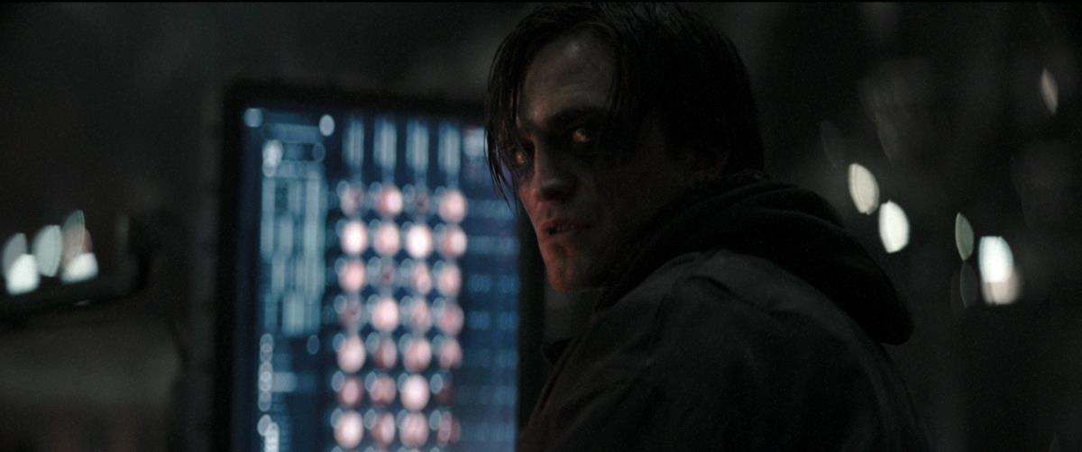 Robert Pattinson as Bruce Wayne in director Matt Reeves’ “The Batman.” Cr: Warner Bros. Pictures