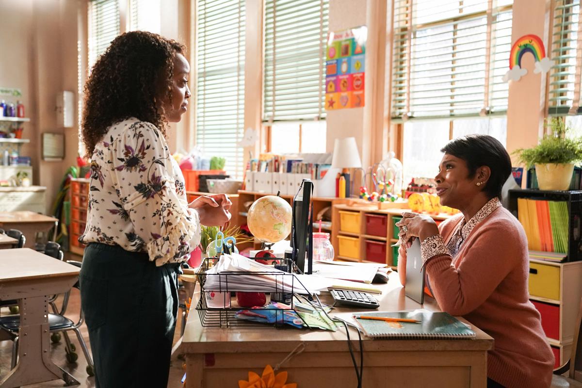 Quinta Brunson as Janine Teagues, and Sheryl Lee Ralph as Barbara Howard in episode 2 of “Abbott Elementary.” Cr: ABC