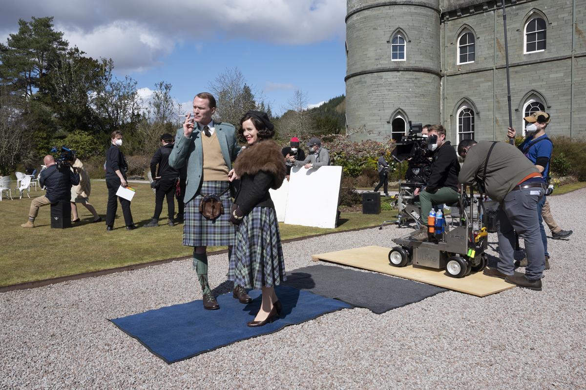 Paul Bettany and Claire Foy on the set of “A Very British Scandal.” Cr: Alan Peebles/Amazon Studios