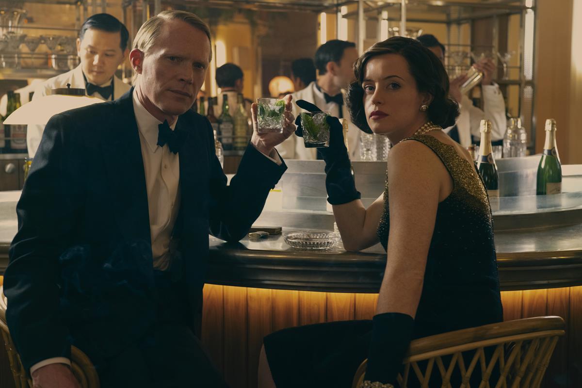 Paul Bettany as Ian Campbell and Claire Foy as Margaret Campbell in director Anne Sewitsky’s “A Very British Scandal.” Cr: Amazon Studios