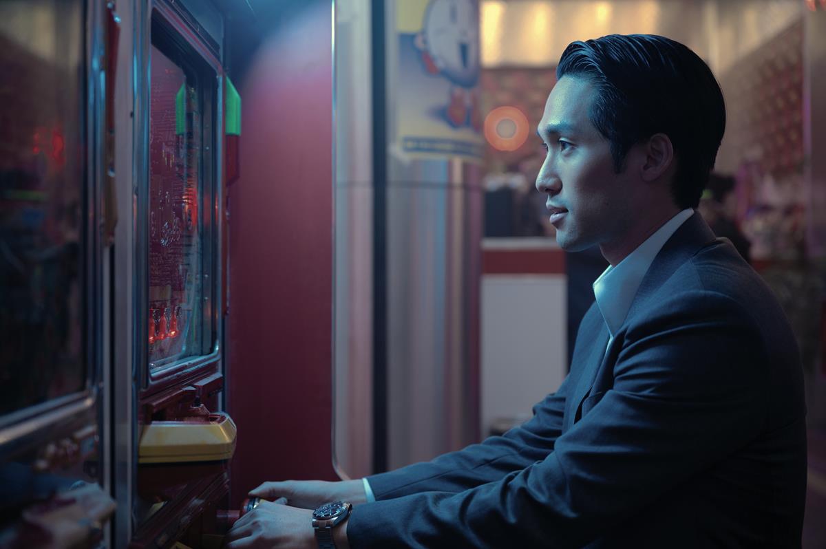 Jin Ha as Solomon in episode 1 of “Pachinko.” Cr: Apple TV+