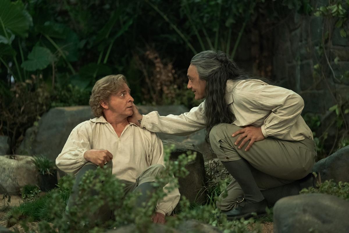 Rhys Darby as Stede Bonnet and Taika Waititi as Blackbeard in season 1 episode 9 of “Our Flag Means Death.” Cr: Warner Media