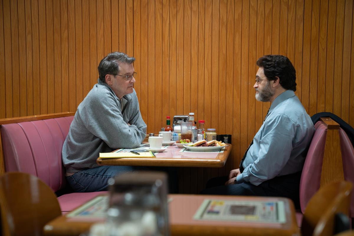 Colin Firth as Michael Peterson and Michael Stuhlbarg as David Rudolf in episode 1 of “The Staircase.” Cr: Warner Media