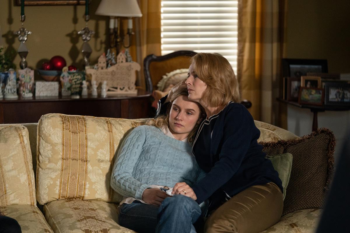 Olivia DeJonge as Caitlin and Rosemarie DeWitt as Candace Zamperini in episode 1 of “The Staircase.” Cr: Warner Media