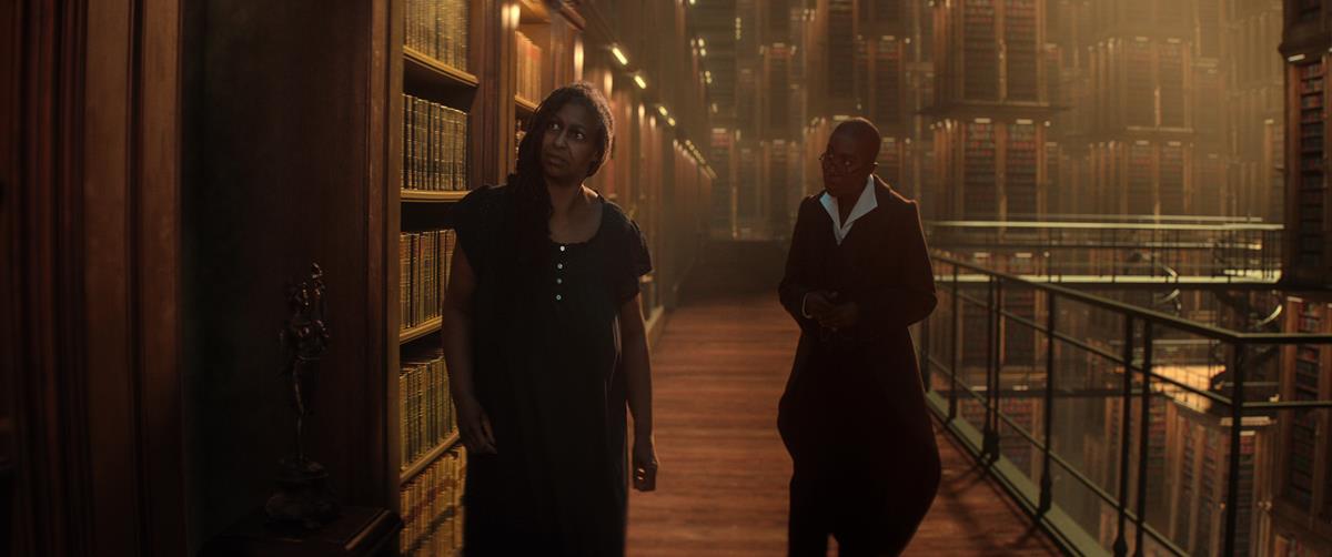 Sandra James-Young as Unity Kincaid and Vivienne Acheampong as Lucienne in season 1 episode 10 of “The Sandman.” Cr: Netflix