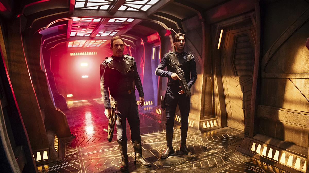 Jason Isaacs as Captain Gabriel Lorca and Shazad Latif as Lieutenant Ash Tyler in episode 6 of “Star Trek: Discovery.” Cr: Jan Thijs /Paramount+