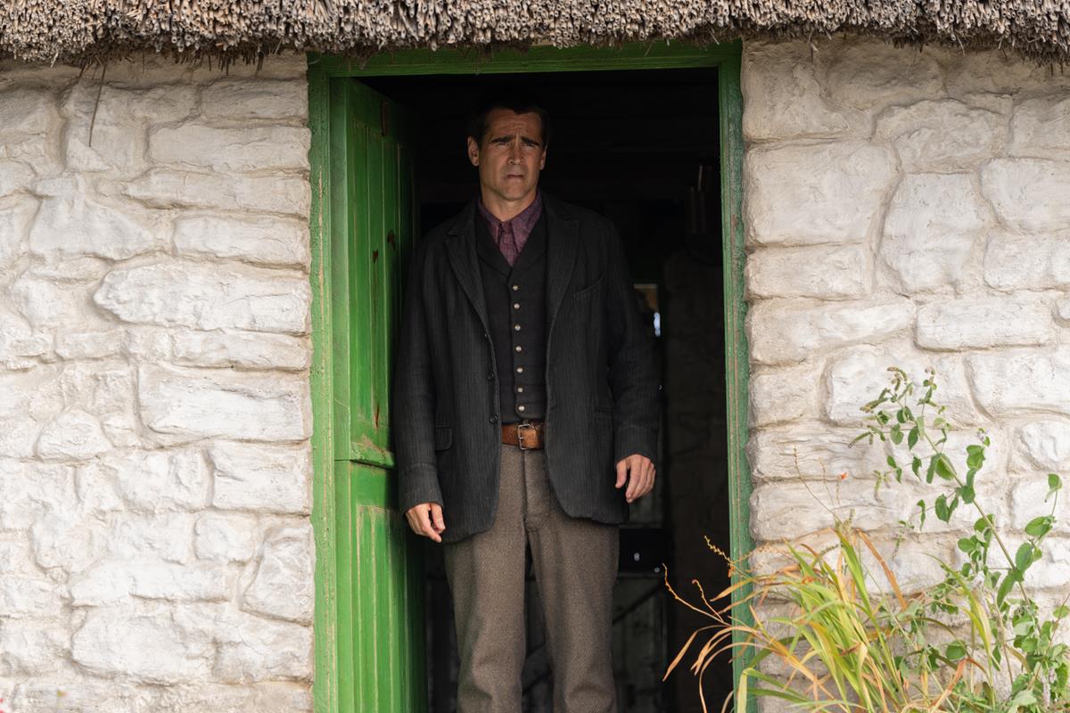 Colin Farrell as Pádraic Súilleabhá in “The Banshees of Inisherin.” Cr: Jonathan Hession/Searchlight Pictures