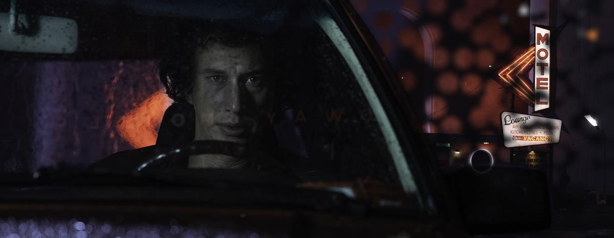 Adam Driver as Jack in “White Noise,” directed by Noah Baumbach. Cr: Wilson Webb/Netflix