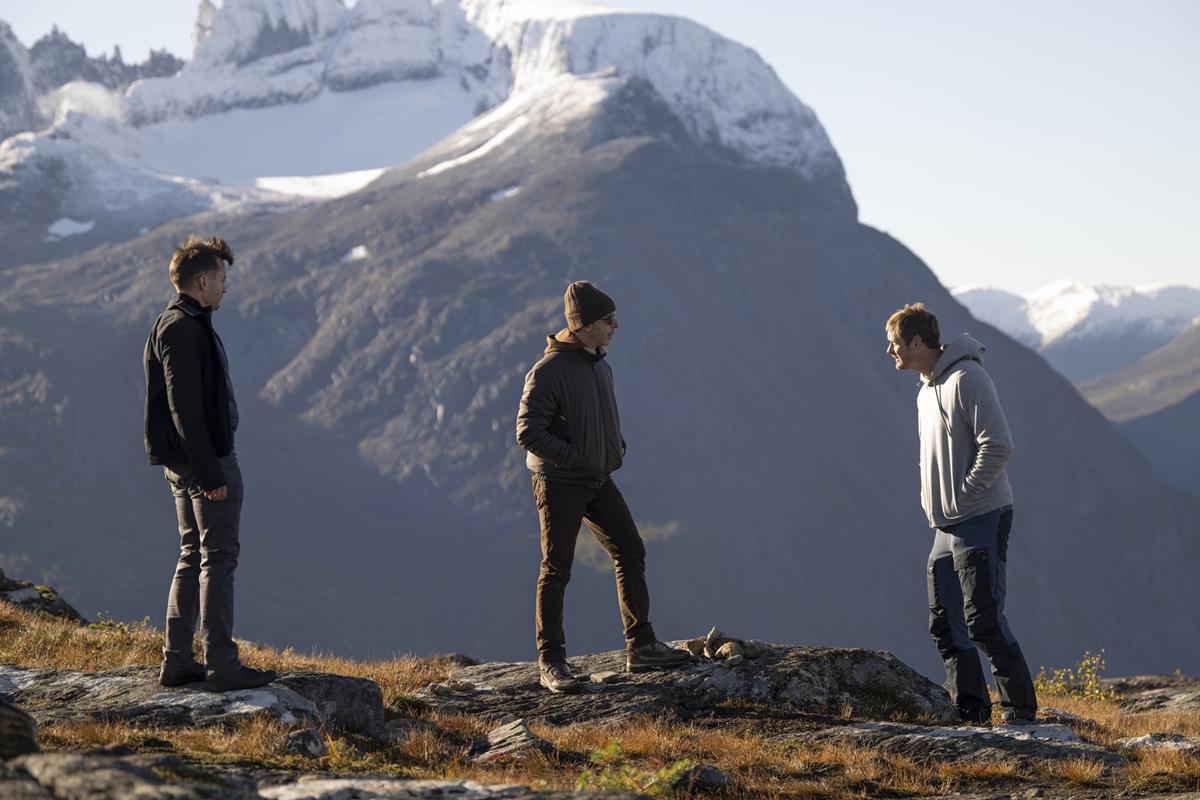 Kieran Culkin as Roman Roy and Alexander Skarsgård as Lukas Matsson in Season 4 of “Succession.” Cr: HBO