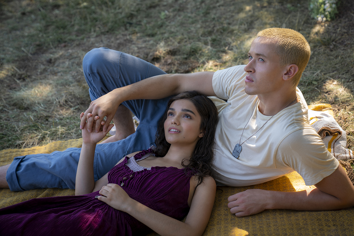 Rachel Zegler and Tom Blyth in "The Hunger Games: The Ballad of Songbirds and Snakes." Cr: Lionsgate Films/Murray Close