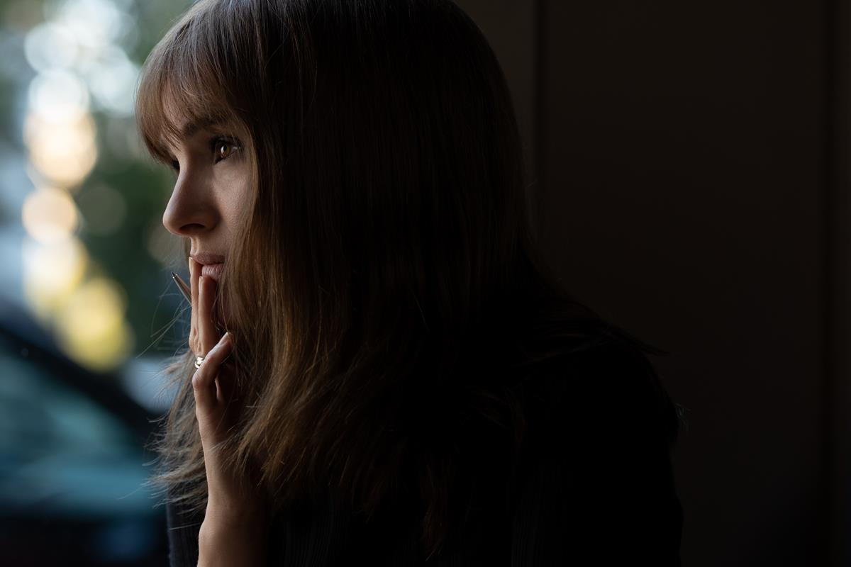 Natalie Portman as Elizabeth Berry in “May December,” directed by Todd Haynes. Cr: Francois Duhamel/Netflix