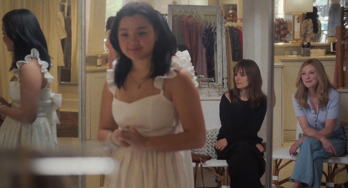 Elizabeth Yu as Mary Atherton-Yoo, Natalie Portman as Elizabeth Berry and Julianne Moore as Gracie Atherton-Yoo in “May December,” directed by Todd Haynes. Cr: Netflix