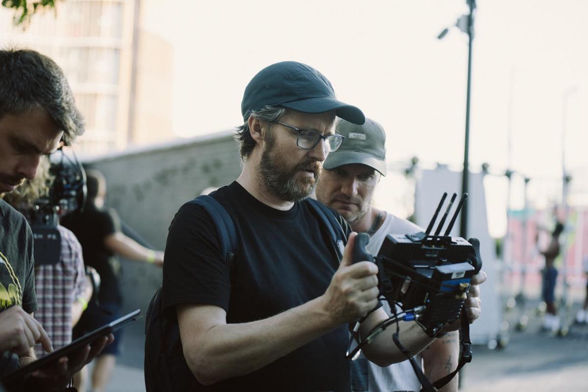 Director Andrew Haigh on the set of “All of Us Strangers.” Cr: Chris Harris/Searchlight Pictures