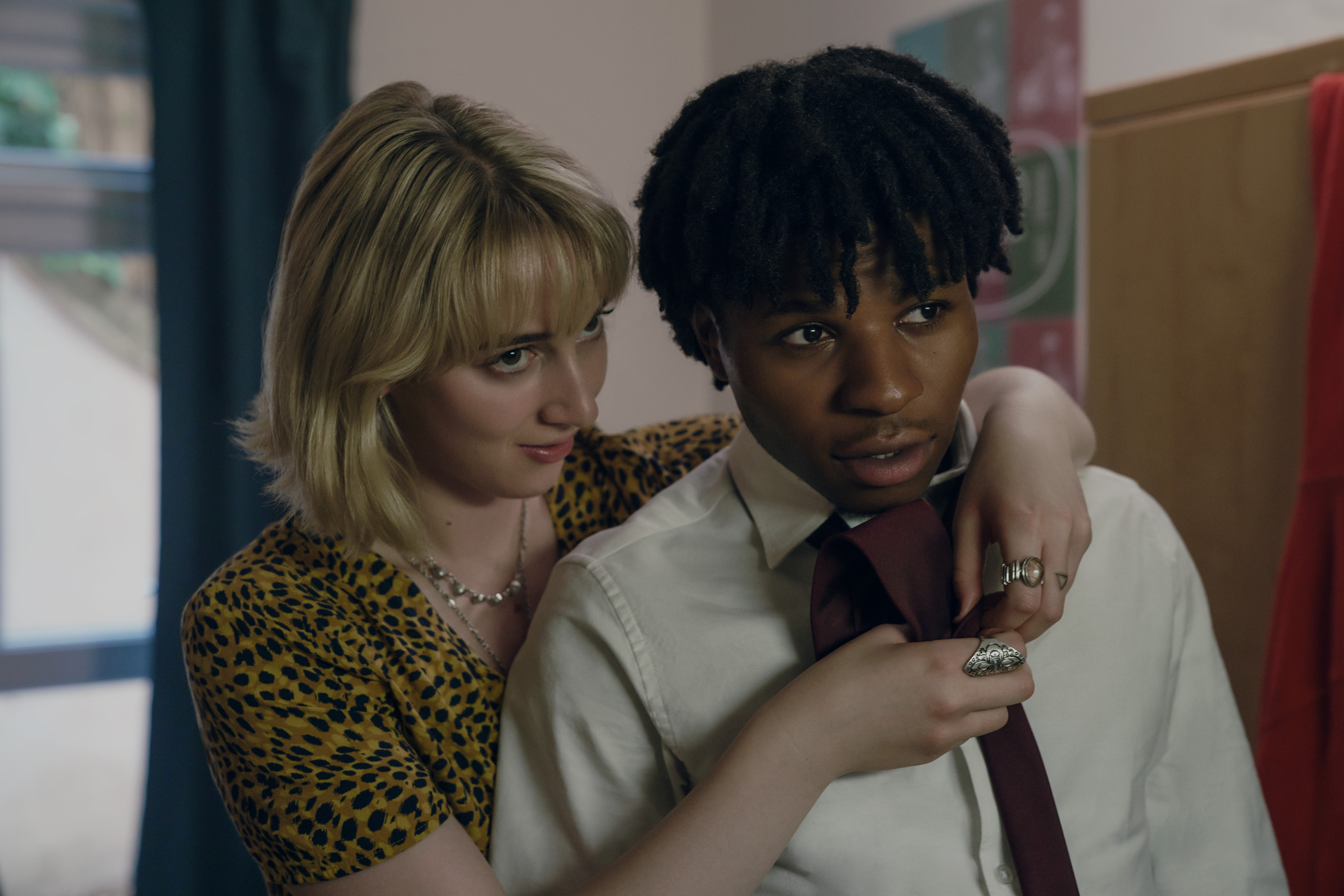 Maisie Ayres and Rasaq Kukoyi in Episode 1 of “Criminal Record.” Cr: Apple TV+.
