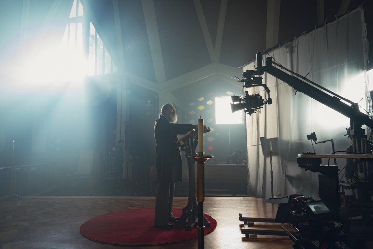 Behind the scenes of “The Gentlemen.” Cr: Christopher Rafael/Netflix