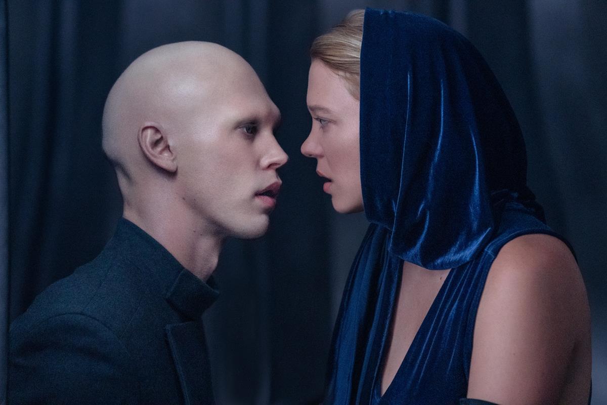 Austin Butler as Feyd-Rautha Harkonnen and Léa Seydoux as Lady Margot Fenring in “Dune: Part Two,” directed by Denis Villeneuve. Cr: Warner Bros. Pictures
