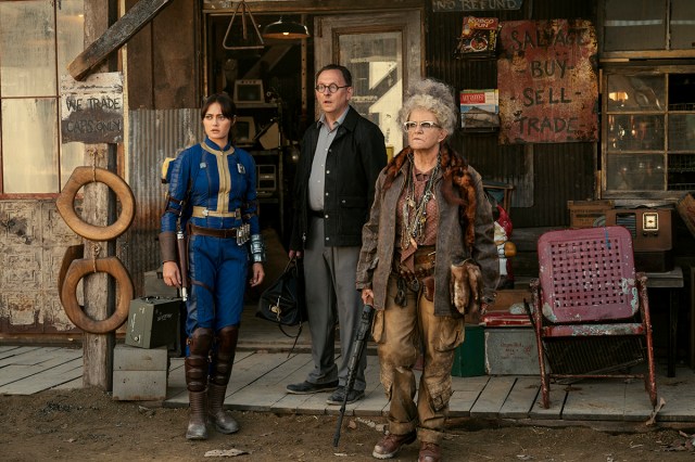 Ella Purnell, Michael Emerson, Dale Dickey in “Fallout,” Cr. Amazon Studios